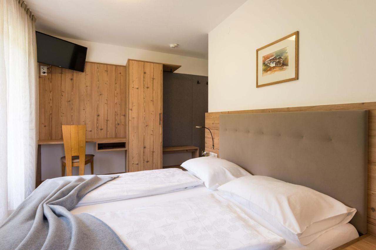 Garni Schorneck Bed & Breakfast Brunico Dış mekan fotoğraf
